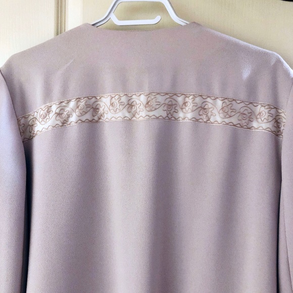 Elegant Lilac Cardigan - Picture 5 of 7